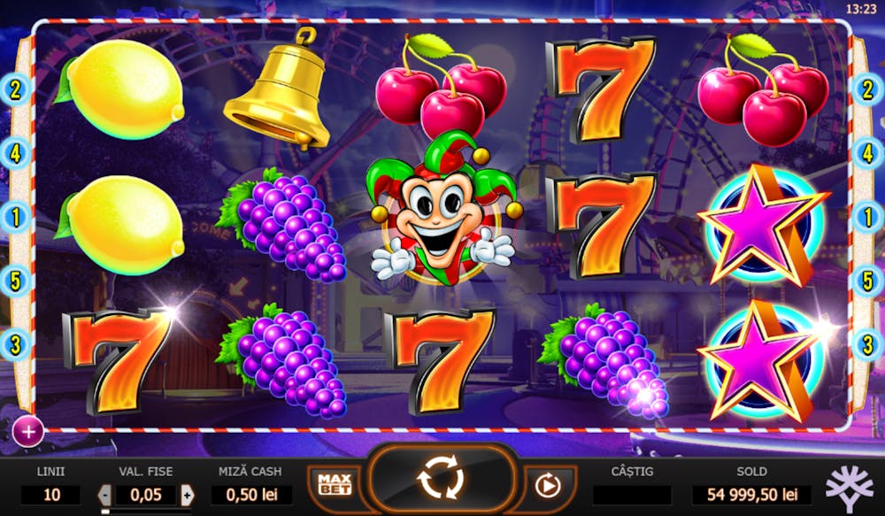 Simbolul Joker-ului din slotul cu șeptari Jokerizer este pus pe rola 3 în mijlocului celor 5 linii de plată. Simbolul joker poate declanșa un joc bonus special unde jokerii se pun aleatoriu pe ecran și pot forma plăți de pâmă la 6000 de credite.
