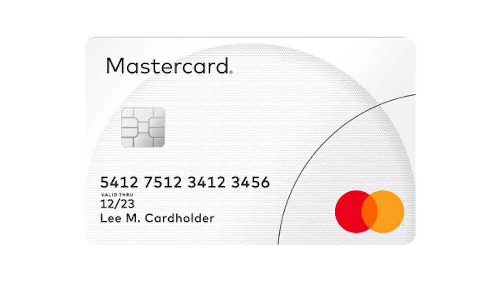Model de card Mastercard.